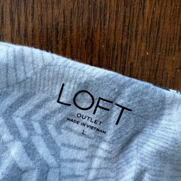 Cute Loft Tank - Picture 2 of 2